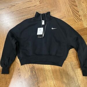 NWT: Nike Sportswear Phoenix Fleece Women's 1/2-Zip Cropped Sweatshirt